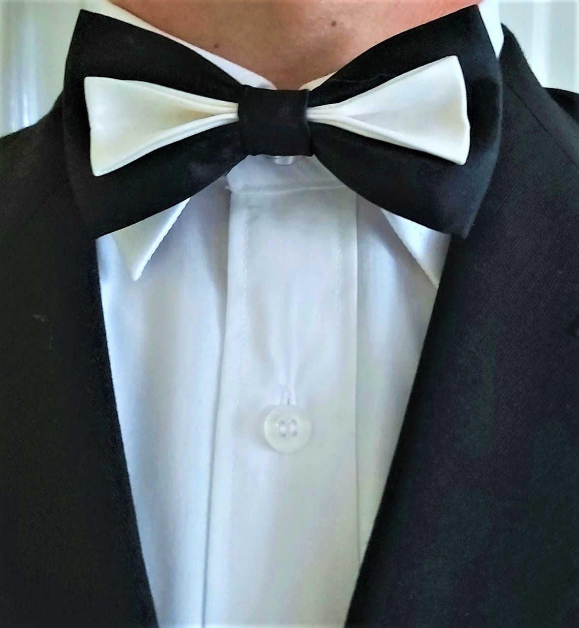 Bow Tie - Black & White