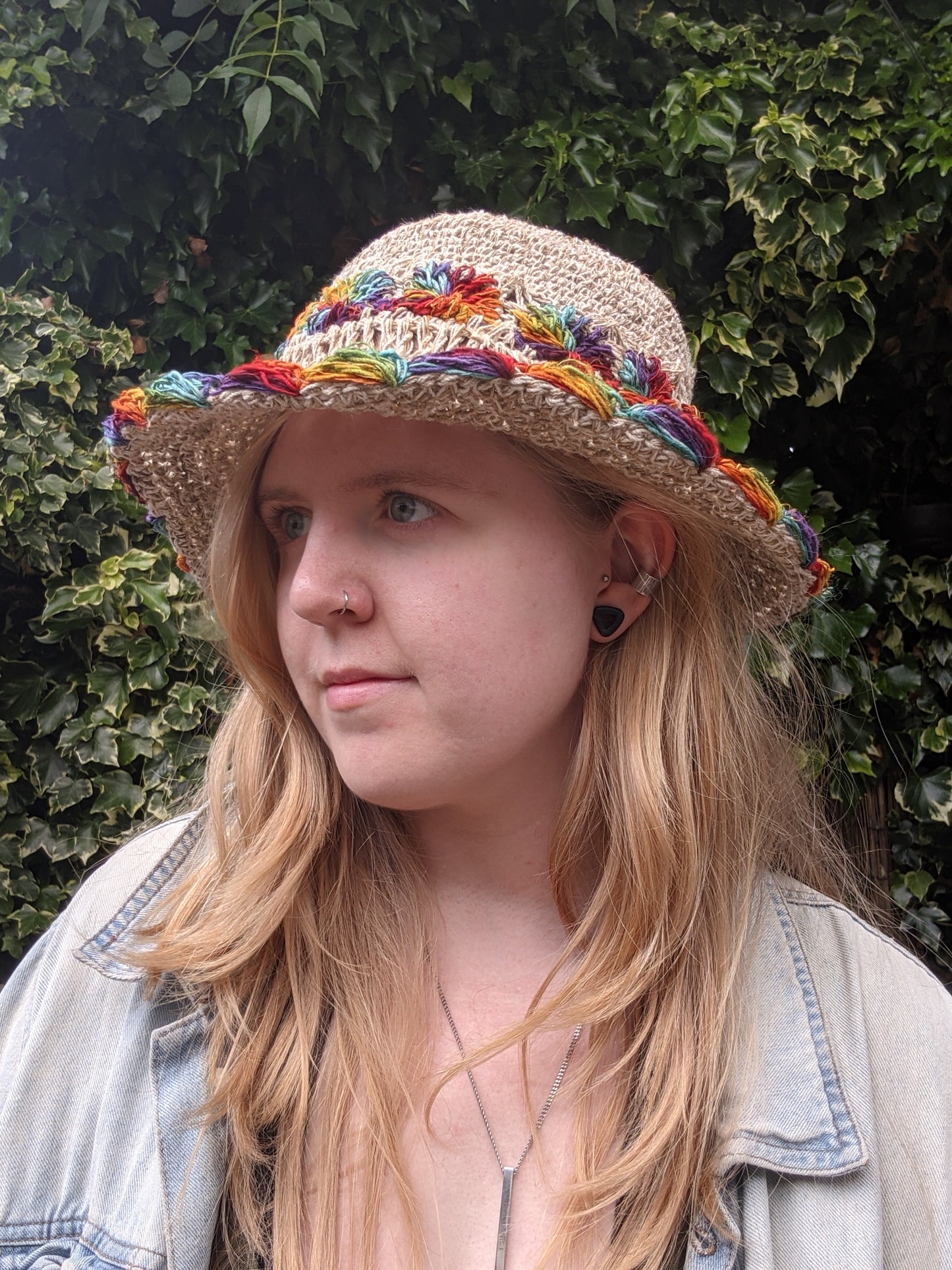 Hemp Bucket Hat - Rainbow Trim
