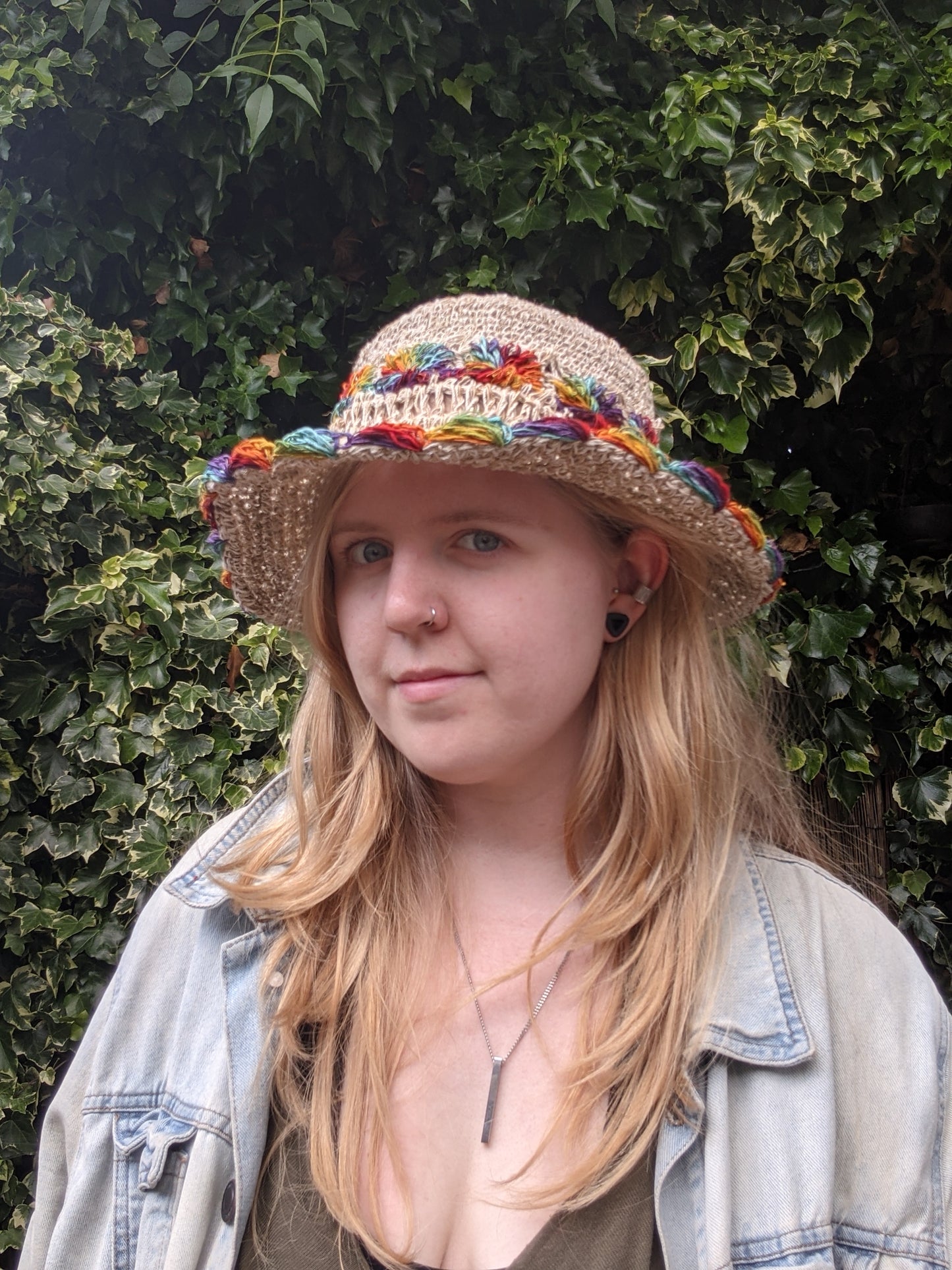 Hemp Bucket Hat - Rainbow Trim